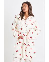 Boohoo - Matching Family Cherry Print Fleece Hooded Short Bathrobe/Robe - Lyst
