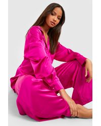 Boohoo Pijama Oversize De Raso Con Pantalón Y Camisa - Rosa