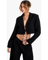 Boohoo - Tailored Woven Cropped Belted Blazer - Lyst
