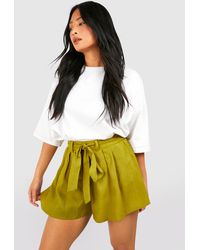 Boohoo - Petite Belted Floaty Short - Lyst