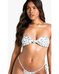 Boohoo - Top De Biquini Palabra De Honor Con Nudo Y Estampado De Florecillas - Lyst