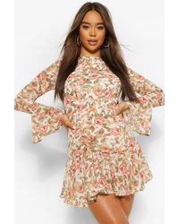 boohoo lace skater dress with flared cuffs in white