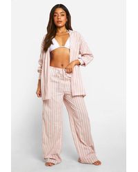 Boohoo - Linen Look Stripe Wide Leg Beach Trousers - Lyst