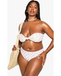 Boohoo - Plus Swimwear Essentials Ditsy Floral Knot Bandeau Bikini Top - Lyst