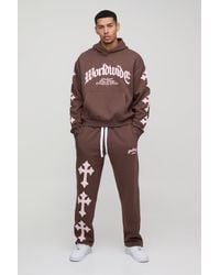 Boohoo - Chándal Oversize Recto Con Aplique Cruzado Y Capucha - Lyst