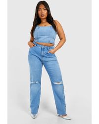 Boohoo - Plus Light Wash Ripped Mom Jeans - Lyst