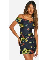 Boohoo - Off The Shoulder Printed Ruched Top - Lyst