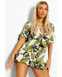 Boohoo - Palm Print Open Back Tie Detail Playsuit - Lyst
