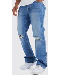 BoohooMAN - Relaxed Rigid Flare Jean With Knee Rips - Lyst