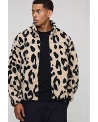 Boohoo - Regular Fit Leopard Print Borg Zip Through Funnel Neck Jacket - Lyst