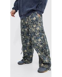Boohoo - Camouflage Cargo-Hose mit elastischem Bund und weitem Bein - Lyst