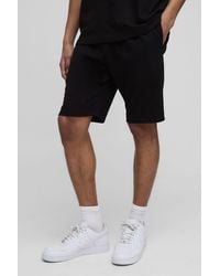 BoohooMAN - Lightweight Basic Slim Fit Mid Length Shorts - Lyst