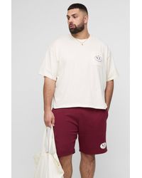 Boohoo - Conjunto Plus Oversize Recto Con Estampado Homme De Pantalón Corto Y Camiseta - Lyst