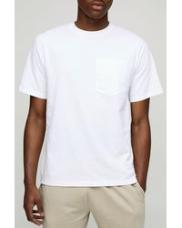 BoohooMAN - Regular Fit Basic Crew Neck Pocket T-Shirt - Lyst