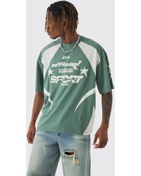 Boohoo - Camiseta Tall Oversize Recta Con Estampado De Motociclismo En Relieve Y Cuello Extendido - Lyst