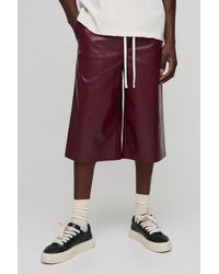 Boohoo - Pantalón Corto Elástico Largo De Cuero Sintético - Lyst