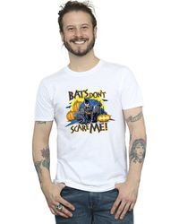 BoohooMAN - Dc Comics Batman Bats Don ́t Scare Me T-shirt - Lyst