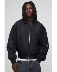 BoohooMAN - Kastige Satin-Bomberjacke mit Nylon-Kragen - Lyst