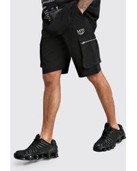 BoohooMAN Mid Length Cargo Shorts With Zip Detail - Black