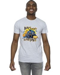 BoohooMAN - Dc Comics Batman Bats Don ́t Scare Me T-shirt - Lyst