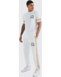 BoohooMAN - Gold Embroidered Tshirt And Jogger Set - Lyst