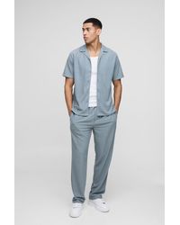 Boohoo - Conjunto Regular De Pantalón Y Camisa De Tela Gofre Con Solapas Y Estampado De Panal De Abeja - Lyst