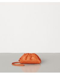 Bottega Veneta The Pouch Mini Clutch Aus Leder - Orange
