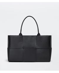 Bottega Veneta - Arco Medium Leather Tote Bag - Lyst