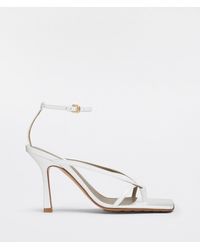 Bottega Veneta - Sandales Stretch en cuir - Lyst