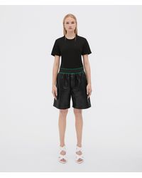 Damen Bekleidung Kurze Hosen Bottega Veneta Wolle Shorts in Schwarz 