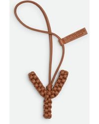 Bottega Veneta - Buchstabe Y-Charm - Lyst