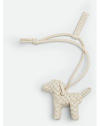 Bottega Veneta ドッグ チャーム メタリック | Lyst