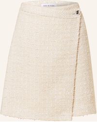 Mrs & HUGS - Wickelrock aus Bouclé mit Glitzergarn - Lyst