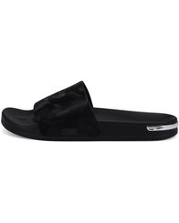 white chappal mens