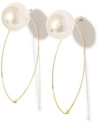 Mizuki - 14k Yellow Pearl Hoop Earrings - Women's - White Freshwater Pearl/14kt White - Lyst