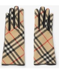 Burberry - Check Wool Cashmere Gloves - Lyst