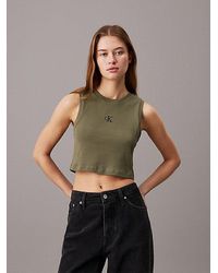 Calvin Klein - Camiseta de tirantes slim cropped de canalé - Lyst