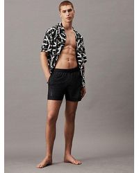 Calvin Klein - Camisa de playa estampada - CK Monogram - Lyst
