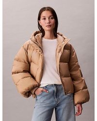 Calvin Klein - Kurze Daunenjacke - Lyst
