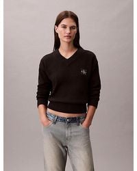 Calvin Klein - Jeans Cotton Knit V Neck Badge Jumper - Lyst