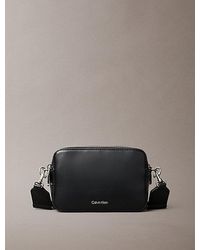 Calvin Klein - Wandelbare Crossbody Camera Bag Mit Zwei Riemen - Lyst