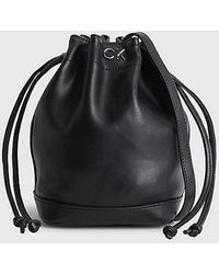 Calvin Klein Kleine Gerecyclede Bucket Bag - Zwart