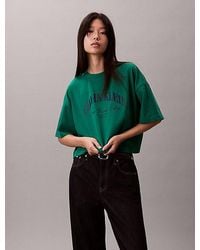 Calvin Klein - Jeans Cropped Varsity Logo T-Shirt - Lyst