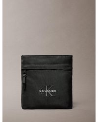 Calvin Klein - Nylon Flatpack Met Monogram-Logo - Lyst