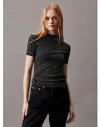 Calvin Klein - Camiseta slim de canalé con logo en toda la prenda - Lyst