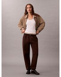 Calvin Klein - Pantalón de chándal suave elástico holgado - Lyst