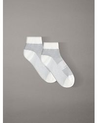 Calvin Klein - 2 Pack Moisture-Wicking Ankle Socks - Lyst