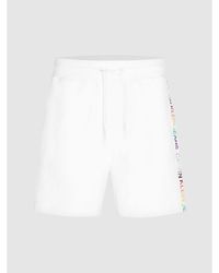 Calvin Klein Shorts de ch�ndal de algod�n org�nico con logo - Blanco