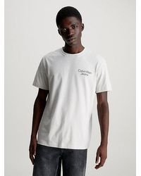 Calvin Klein - T-shirt Met Grafische Print Achter - Lyst