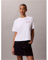 Calvin Klein - Calvin Klein Cursive Calvin Klein Graphic Boxy Tee - Lyst